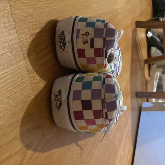 Shoes - Picture 3 of 3